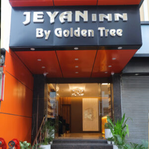 comfortable stay in Central Delhi